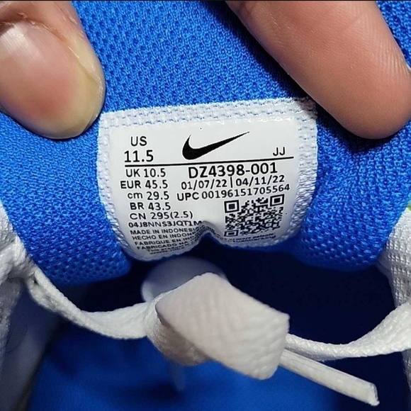 Size 11.5 M - Nike Air Max 90 Gray Neon 2022 - Picture 6 of 6